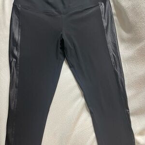 BLACK ACTIVEWEAR FITNESS PANTS,